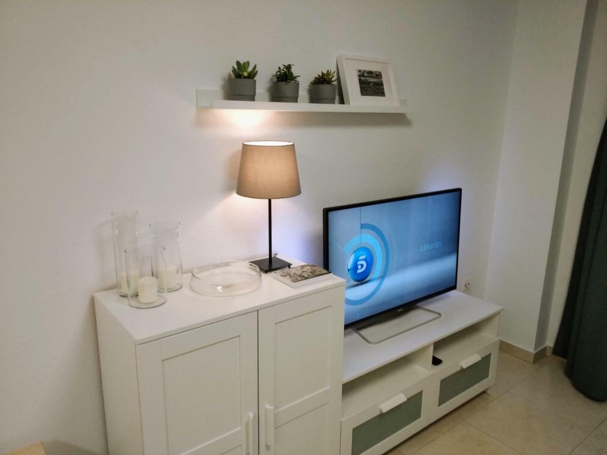 Ferienwohnung Apartamento "La Livenza" En El Centro De Adeje Con Garaje Privado Costa Adeje  Exterior foto