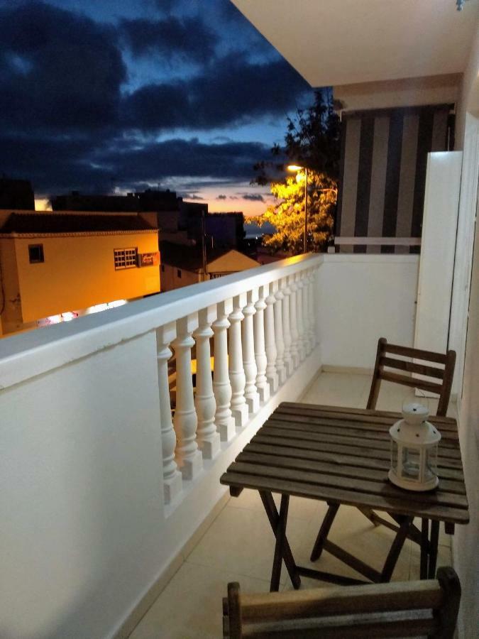 Ferienwohnung Apartamento "La Livenza" En El Centro De Adeje Con Garaje Privado Costa Adeje  Exterior foto