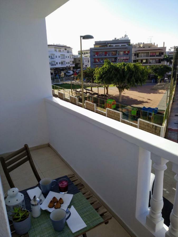 Ferienwohnung Apartamento "La Livenza" En El Centro De Adeje Con Garaje Privado Costa Adeje  Exterior foto